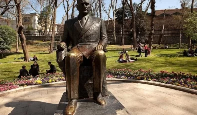 Prag’da Türk Büyükelçiliği’nin Atatürk Heykeli Talebi Reddedildi