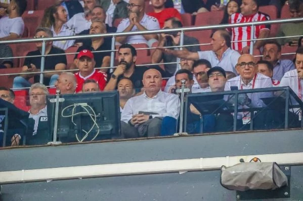 Samsunspor Başkanı Yüksel Yıldırım: ‘Fenerbahçe maçında eksikliklerimizi gördük, 6 transfer yapacağız’