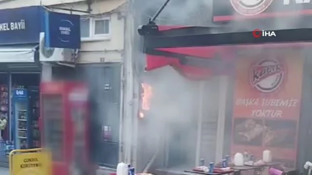 Silivri’de binadaki sigorta kutusu alev aldı