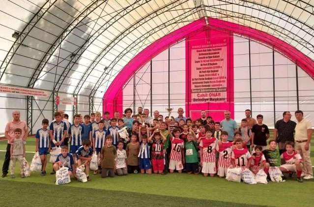 Simav İlçe Müftülüğü 2023 Yaz Kur'an Kursları Futbol Turnuvası Sona Erdi 1 Simav İlçe Müftülüğü 2023 Yaz Kur’an Kursları Futbol Turnuvası Sona Erdi