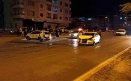 Sungurlu’da köpeğe çarpmamak için fren yapan otomobile arkadan gelen araç çarptı: 2’si ağır 5 yaralı