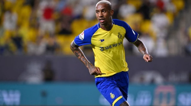 Talisca, Beşiktaş'ın Rashica paylaşımını beğendi 1 Talisca, Beşiktaş’ın Rashica paylaşımını beğendi