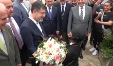 Tarım ve Orman Bakanı Yumaklı: ‘Giresun fındığı dünya markası oldu’