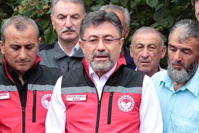 Tarım ve Orman Bakanı Yumaklı: Kocaeli'deki Patlamada Etkilenen Ürün 15 Bin Ton