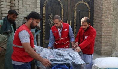 Türk Kızılay, Afganistan’da doğuştan engelli çocuğa yardım eli uzattı