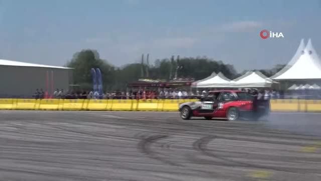 Türkiye'nin en iyi drift sürücüleri Bursa'da yarıştı 1 Türkiye’nin en iyi drift sürücüleri Bursa’da yarıştı