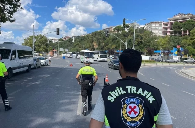 Üsküdar’da Yaya Geçitlerinde Denetim Yapıldı