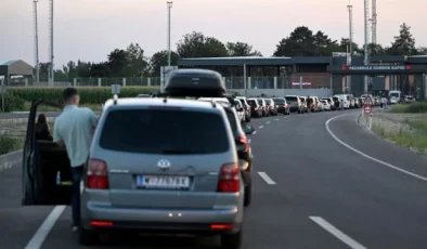 Yunanistan’ın Dedeağaç şehrindeki yangınlar nedeniyle İpsala Sınır Kapısı geçici olarak kapatıldı