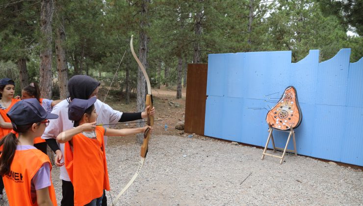 ÇOCUKLARIN GÖZDESİ GENÇ KOMEK YAZ KAMPLARI 1 ÇOCUKLARIN GÖZDESİ GENÇ KOMEK YAZ KAMPLARI
