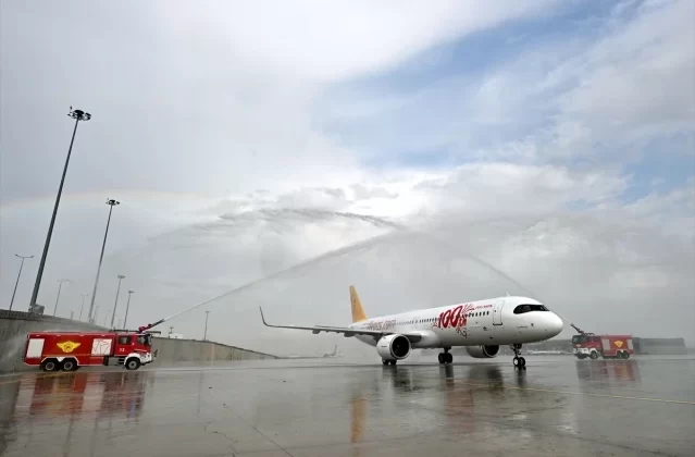 Pegasus, 100. uçağı ‘Cumhuriyet’i teslim aldı
