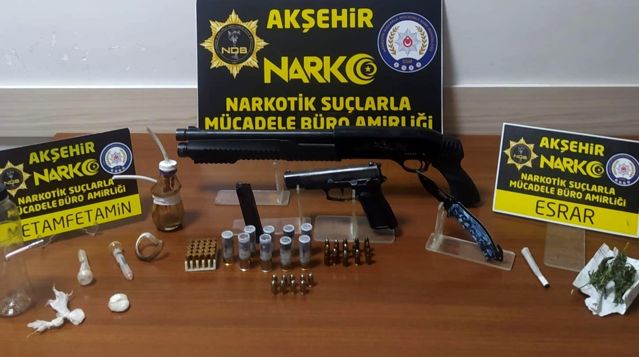 Akşehir’de Uyuşturucu Operasyonu: Silah ve Uyuşturucu Ele Geçirildi