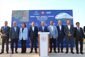 Bakan-Uraloglu-Mersin-Adana-Osmaniye-Gaziantep-Hizli-Tren-Hattindaki-calismalari-inceledi-Aciklamasi.jpg