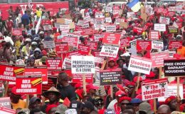 Gana’da Ekonomik Sıkıntılara Karşı Protesto: Merkez Bankası Başkanı İstifa Edilsin