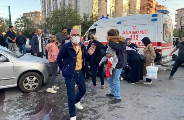 Konya’da otomobil ile motosikletin çarpıştığı kazada 3 kişi yaralandı