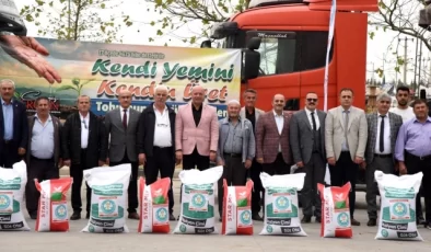 Manisa Büyükşehir Belediyesi Üreticilere Yem Bitkisi Tohumu Dağıttı