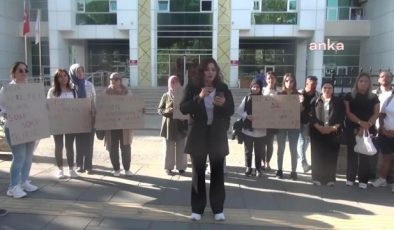 Soma’da bir tekstil firmasında çalışan kadın işçiler haklarını aramak için dava açtı