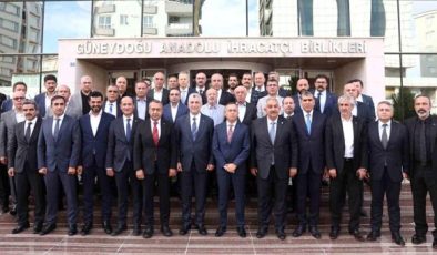 Ticaret Bakanı Bolat, Güneydoğu Anadolu İhracatçı Birlikleri ile bir araya geldi