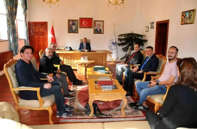 Akşehir Belediyesi, 32 İşçiye Seyyanen Zam Yaptı