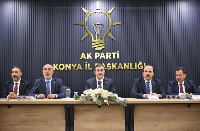 Cumhurbaşkanı Yardımcısı Yılmaz, Konya'da AK Parti'lilerle buluştu Açıklaması 1 Cumhurbaşkanı Yardımcısı Yılmaz, Konya’da AK Parti’lilerle buluştu Açıklaması