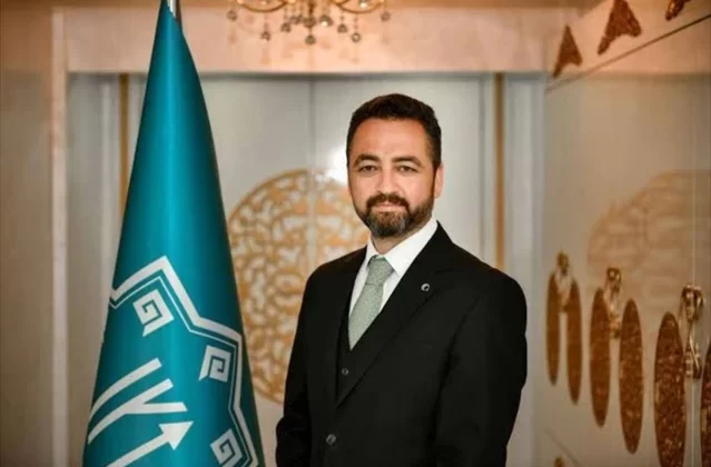 Elbistan Belediyesi, Personelin Maaş Kartlarını TROY’a Taşıyor