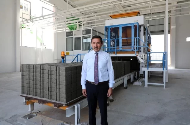 Karatay Belediyesi Beton Elemanları Üretim Tesisi'nden 10 Milyon TL Değerinde Üretim 1 Karatay Belediyesi Beton Elemanları Üretim Tesisi’nden 10 Milyon TL Değerinde Üretim