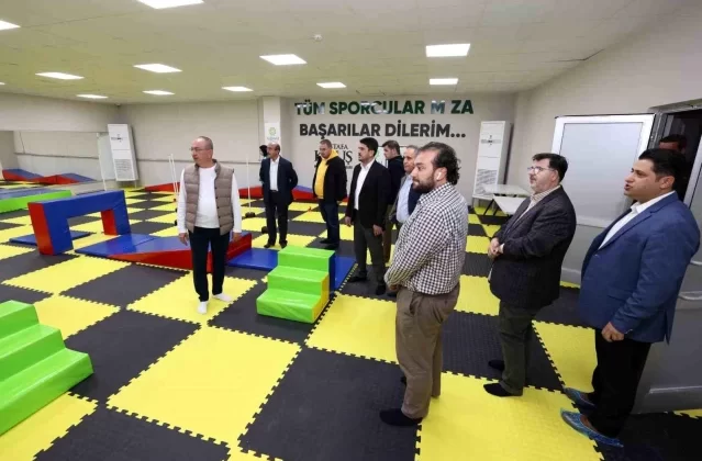 Konya Meram’da Yenilenen Berlika Spor Tesisi Hizmete Açıldı