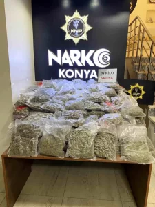 Konyada-94-kilo-skunk-ele-gecirildi.jpg