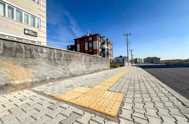 Selçuklu Belediyesi, 244 bin 503 metrekare parke ve 74 bin 750 metre bordür çalışması gerçekleştirdi