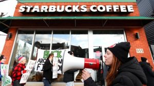Starbucks-Calisanlari-Grev-Karari-Aldi.jpg