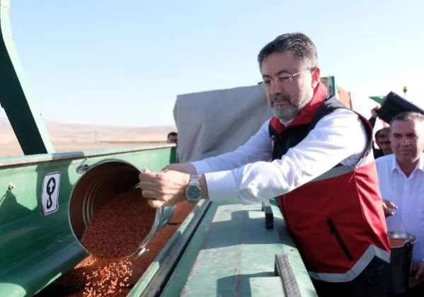 Türkiye, tohum üretiminde büyük başarı elde ediyor 1 Türkiye, tohum üretiminde büyük başarı elde ediyor