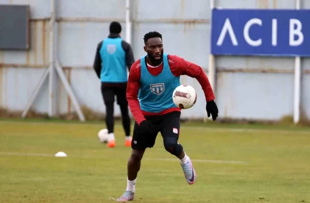 EMS Yapı Sivasspor, TÜMOSAN Konyaspor maçı için hazırlıklarını sürdürüyor 1 EMS Yapı Sivasspor, TÜMOSAN Konyaspor maçı için hazırlıklarını sürdürüyor