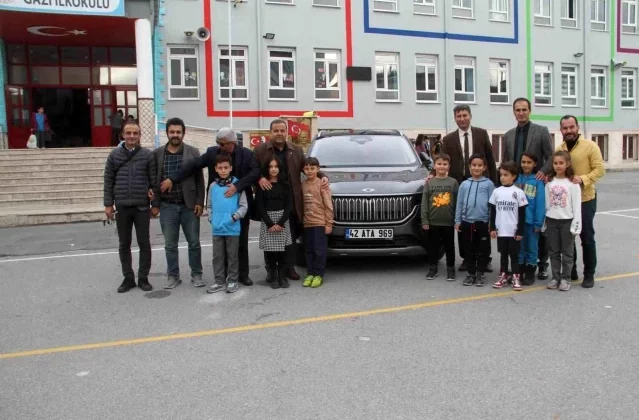 Konya’da Yerli Malı Haftasında okula TOGG getirdiler