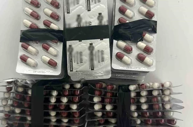 Konya’da araçta uyuşturucu hap ele geçirildi