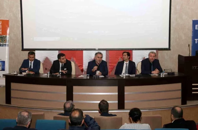 Konya'da enerji verimliliği toplantısı düzenlendi 1 Konya’da enerji verimliliği toplantısı düzenlendi