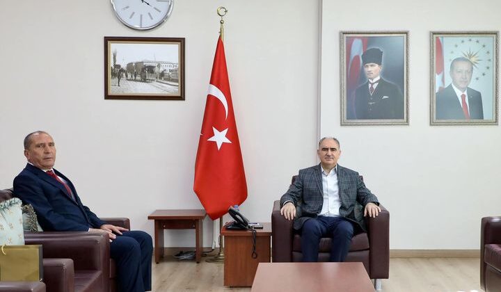 ÇUMRA BELEDİYE BAŞKANI MEHMET AYDIN'DAN KONYA VALİSİ VAHDETTİN ÖZKAN’A ZİYARET 1 ÇUMRA BELEDİYE BAŞKANI MEHMET AYDIN’DAN KONYA VALİSİ VAHDETTİN ÖZKAN’A ZİYARET