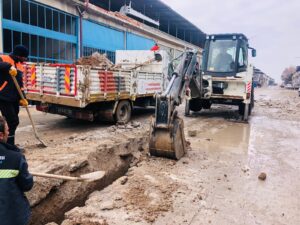 Çumra Belediyesi, Yağmur Suyu Taşkınlarına Karşı Çalışmalarını Sürdürüyor