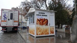 ÇUMRA BELEDİYESİ'NDEN BİR HİZMET DAHA: İÇERİÇUMRA'DA HALK EKMEK SATIŞLARI BAŞLADI