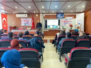Çumra İlçe Milli Eğitim Müdürü Altunyaldız, Proje Bilgilendirme Kursuna Katıldı