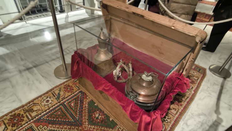 “Yaşayan Anıtların Kapadokyası” Sergisi Yunanistan'da Sanatseverlerle Buluştu 1 “Yaşayan Anıtların Kapadokyası” Sergisi Yunanistan’da Sanatseverlerle Buluştu