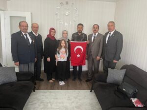 ŞEHİT ÖĞRETMENLERİN AİLELERİ UNUTULMADI