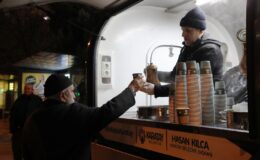 Soğuk Havada Sıcak Çorba İkramı