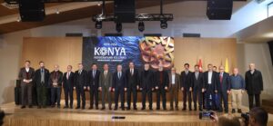 Konya'nın 150 Yıllık Tarihini Aydınlatan Fotoğraf Albümü Tanıtıldı