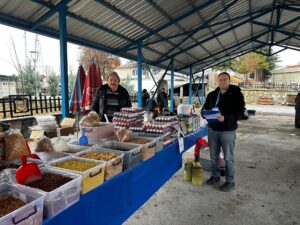 Ahırlı İlçe Tarım ve Orman Müdürlüğü’nden Semt Pazarlarında Gıda Denetimleri