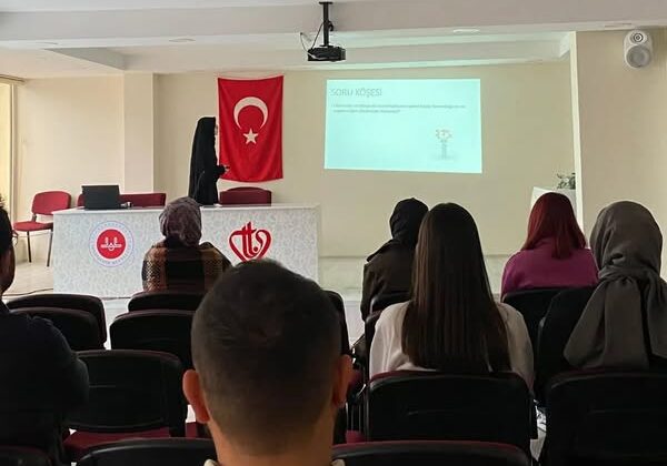 Seydişehir Sosyal Hizmet Merkezi Müdürlüğü’nden İnsan Hakları Atölyesi