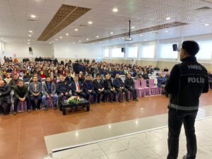 Öğretmenlere Bağımlılıkla Mücadele Semineri
