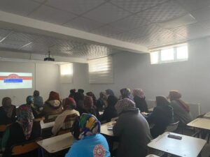 Altınekin’de Kadına Yönelik Şiddetle Mücadele Eğitimi