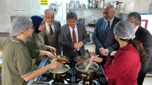 Sedat Çumralı Meslek Lisesi'nde "Haydi Pişir Bakalım" Heyecanı