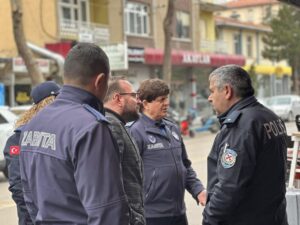 Çumra Emniyet ve Zabıta Ekiplerinden Kaldırım ve Yol Denetimi