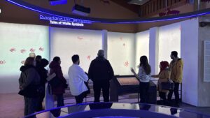 Çatalhöyük'te ziyaretçiler 9 bin yıl öncesini deneyimleme imkanı buluyor