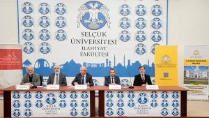 Selçuk Üniversitesi'nde "İslam Alimi Olarak Mevlana" Paneli Düzenlendi